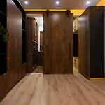 Modern & Quiet With Fast Wifi Near Pipera Business Area 公寓 布加勒斯特