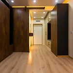 公寓 Modern & Quiet With Fast Wifi Near Pipera Business Area 布加勒斯特